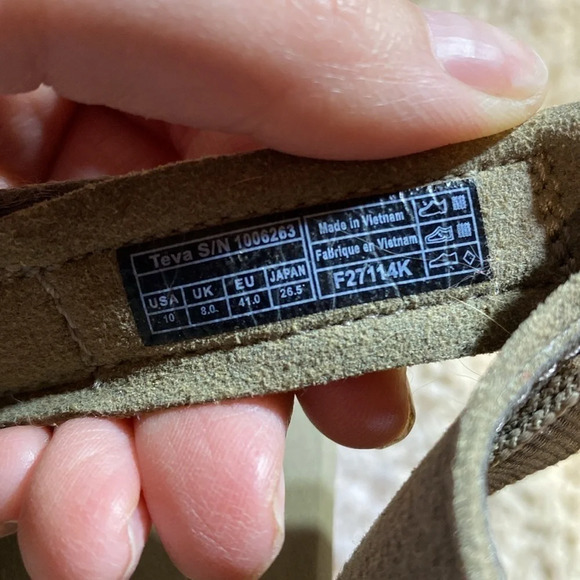 Teva Womens Sandals Beige Leather Open Toe Ankle Strap Hook And Loop Size 10 - Picture 4 of 4